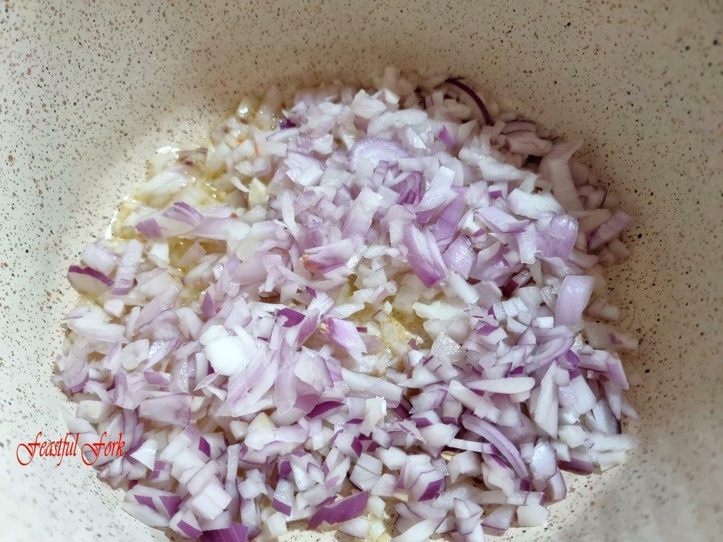 Sauteeing garlic and onions
