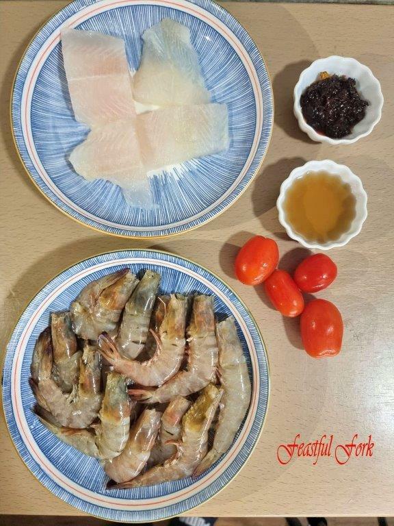Fish and shrimp ingredients form Tom Yang